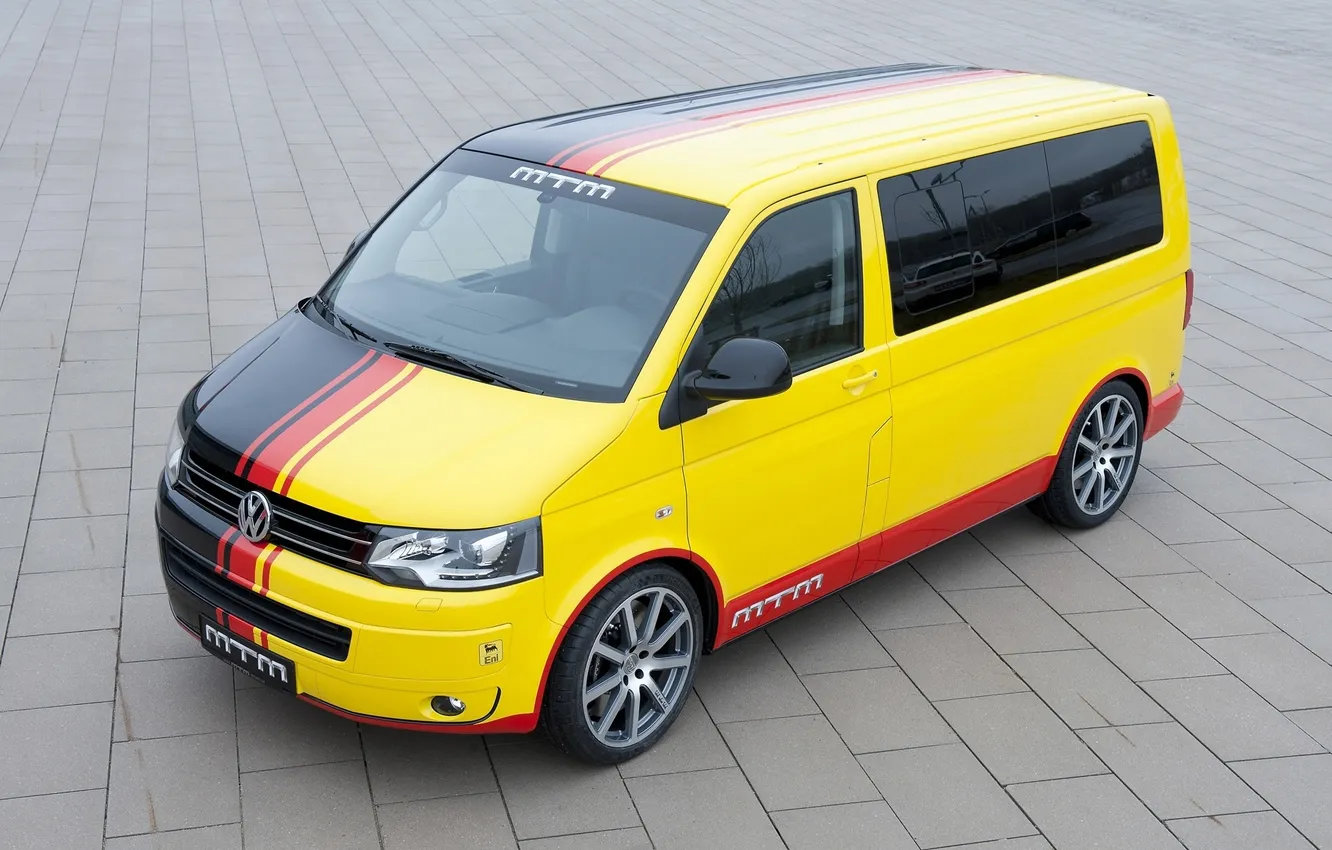 Фото обои желтый, чёрный, тюнинг, плитка, Volkswagen, tuning, передок, фольксваген