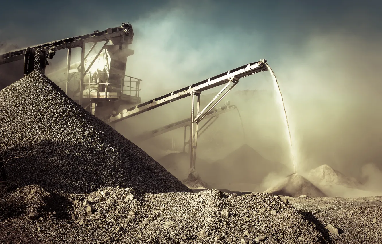 Фото обои dirt, rocks, dust, mining, conveyor
