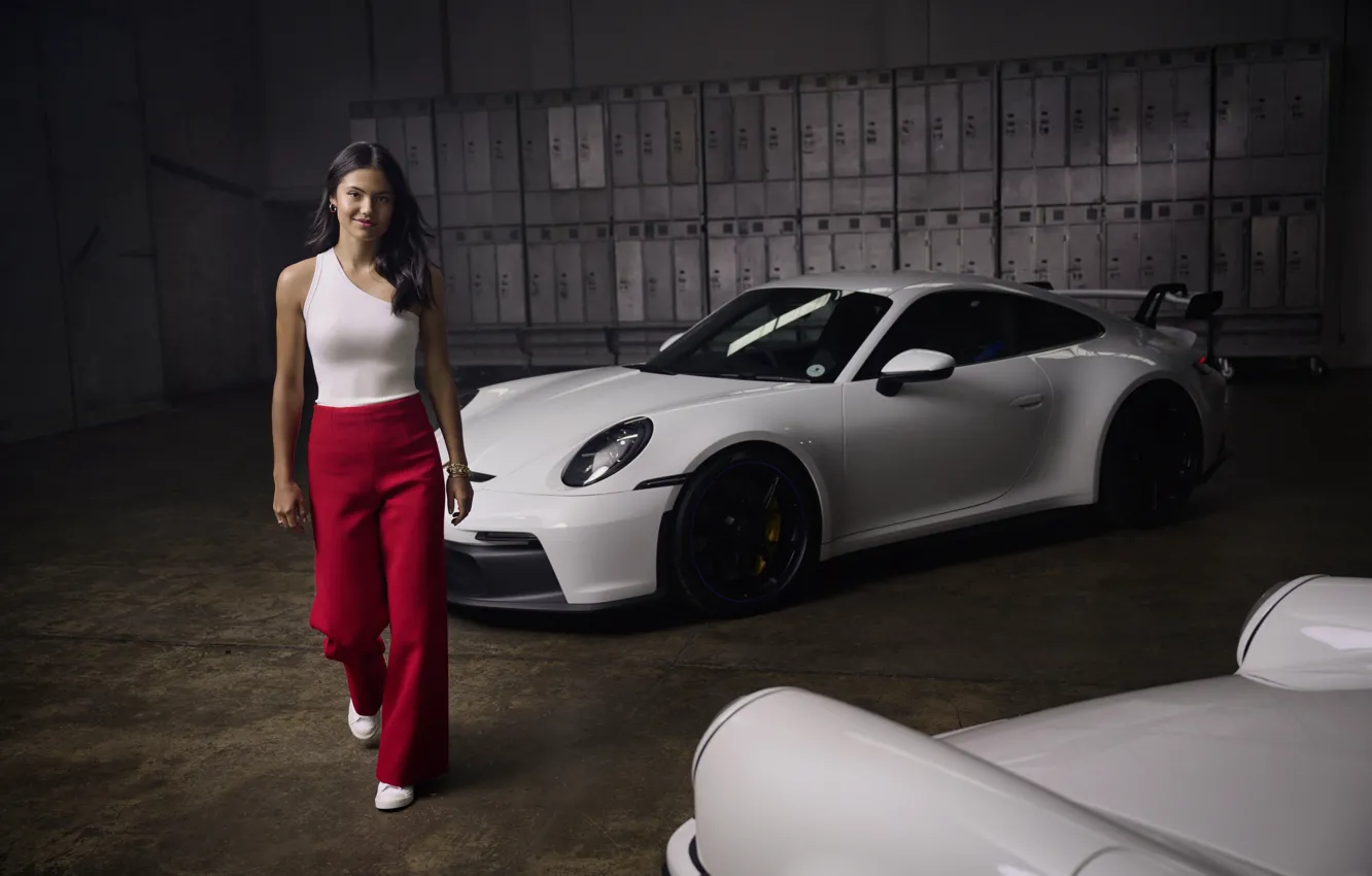 Фото обои Porsche 911 GT3, professional tennis player, brand ambassador, Emma Raducanu