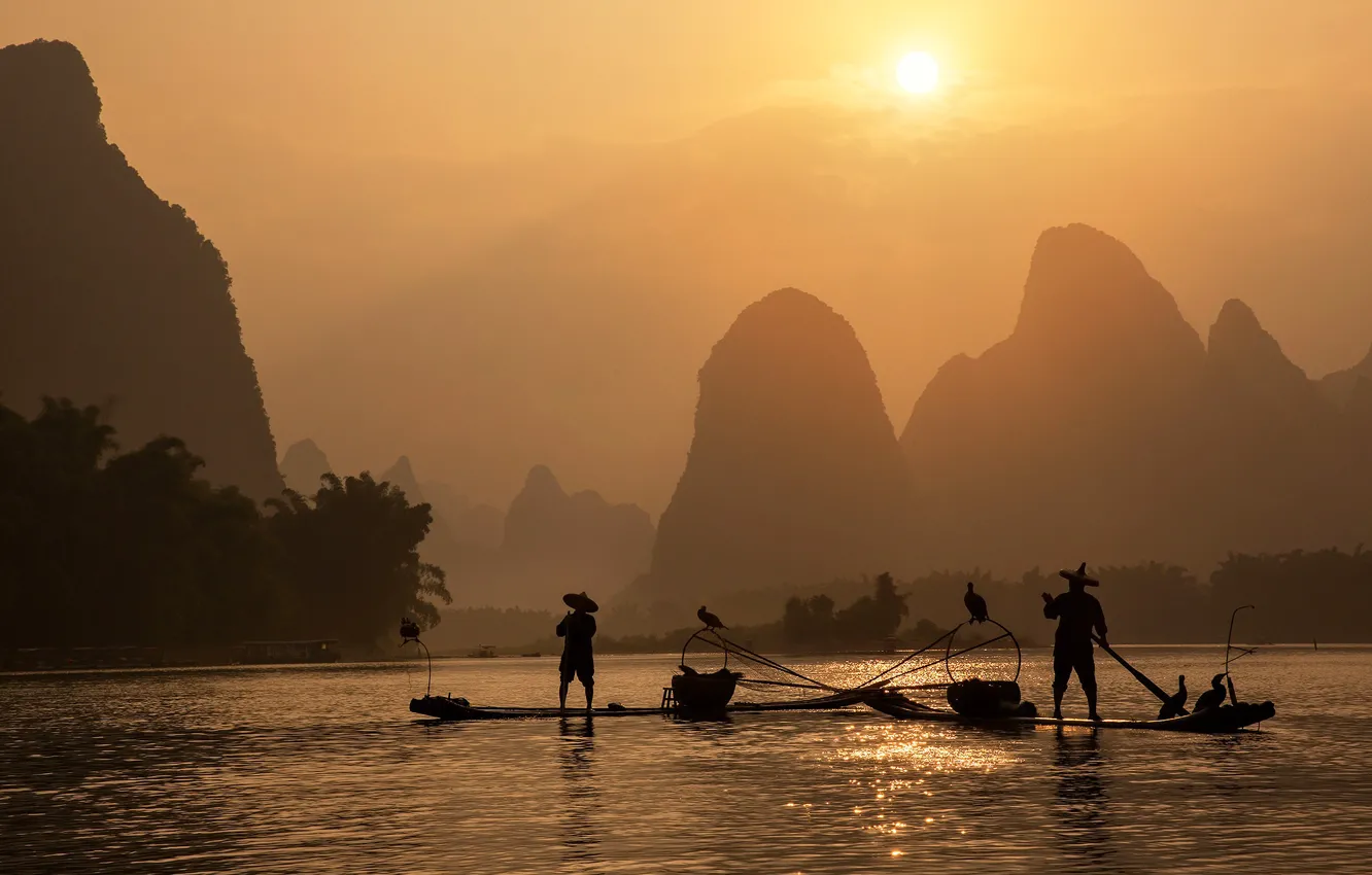 Фото обои закат, горы, лодка, рыбак, Китай