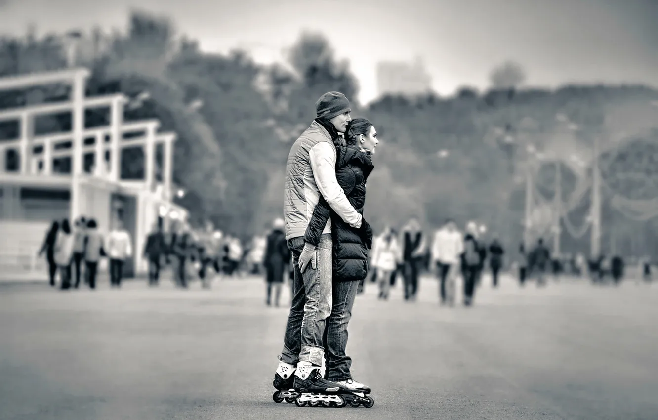 Фото обои девушка, любовь, город, ролики, пара, парень, pair skating