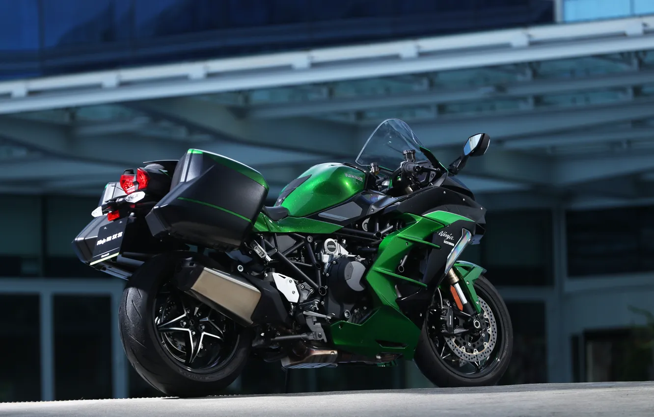 Kawasaki ninja h2 sx. Kawasaki Ninja h2. Кавасаки h2r максималка. Kawasaki Ninja h2r Green. Kawasaki Ninja h2r максимальная скорость.