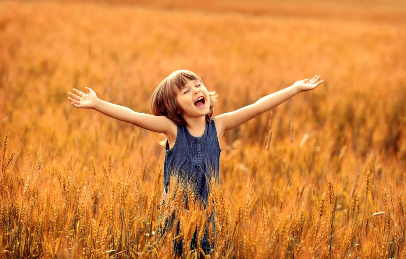 Фото обои пшеница, поле, лето, радость, счастье, детство, девочка, восторг