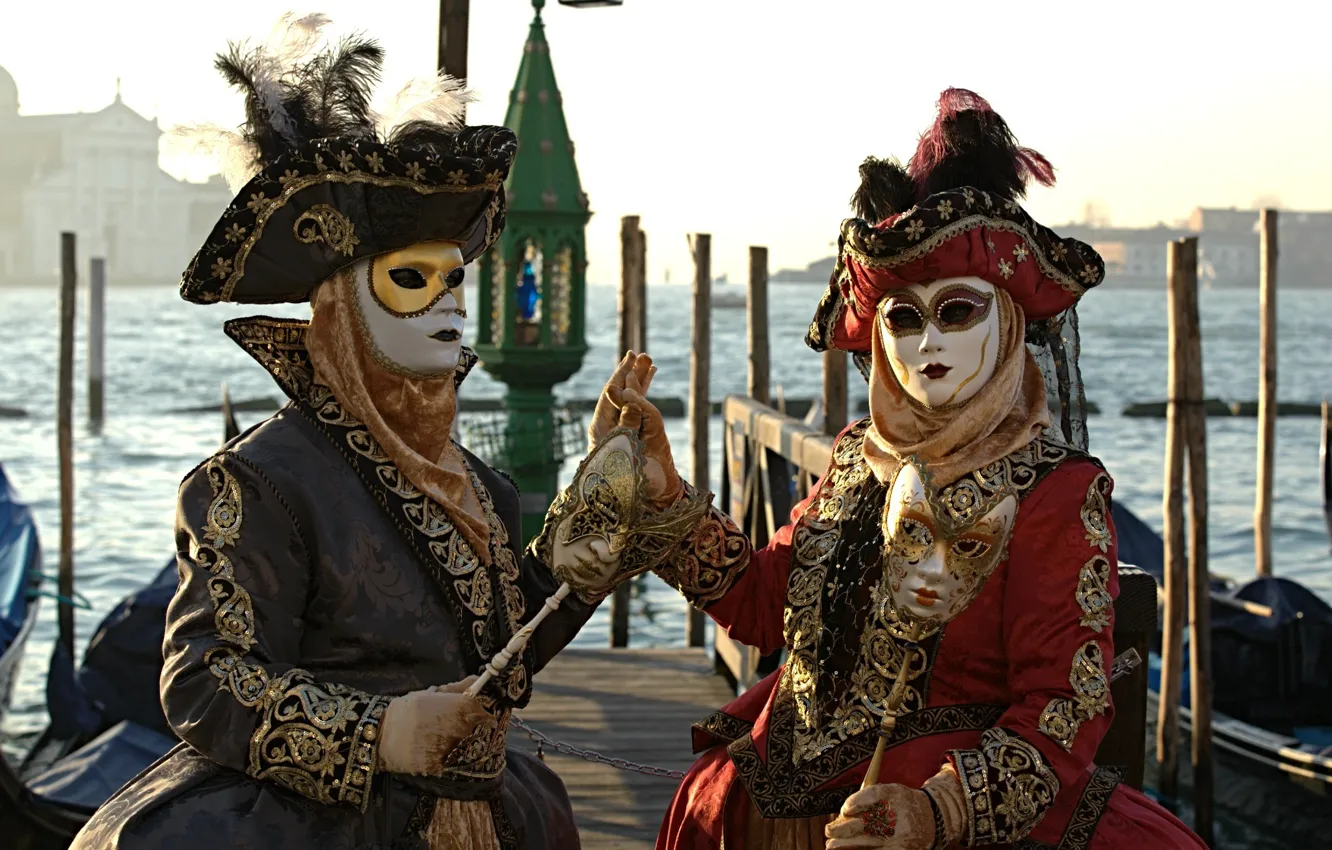 Фото обои пара, Венеция, карнавал, маски, гондола, костюмы
