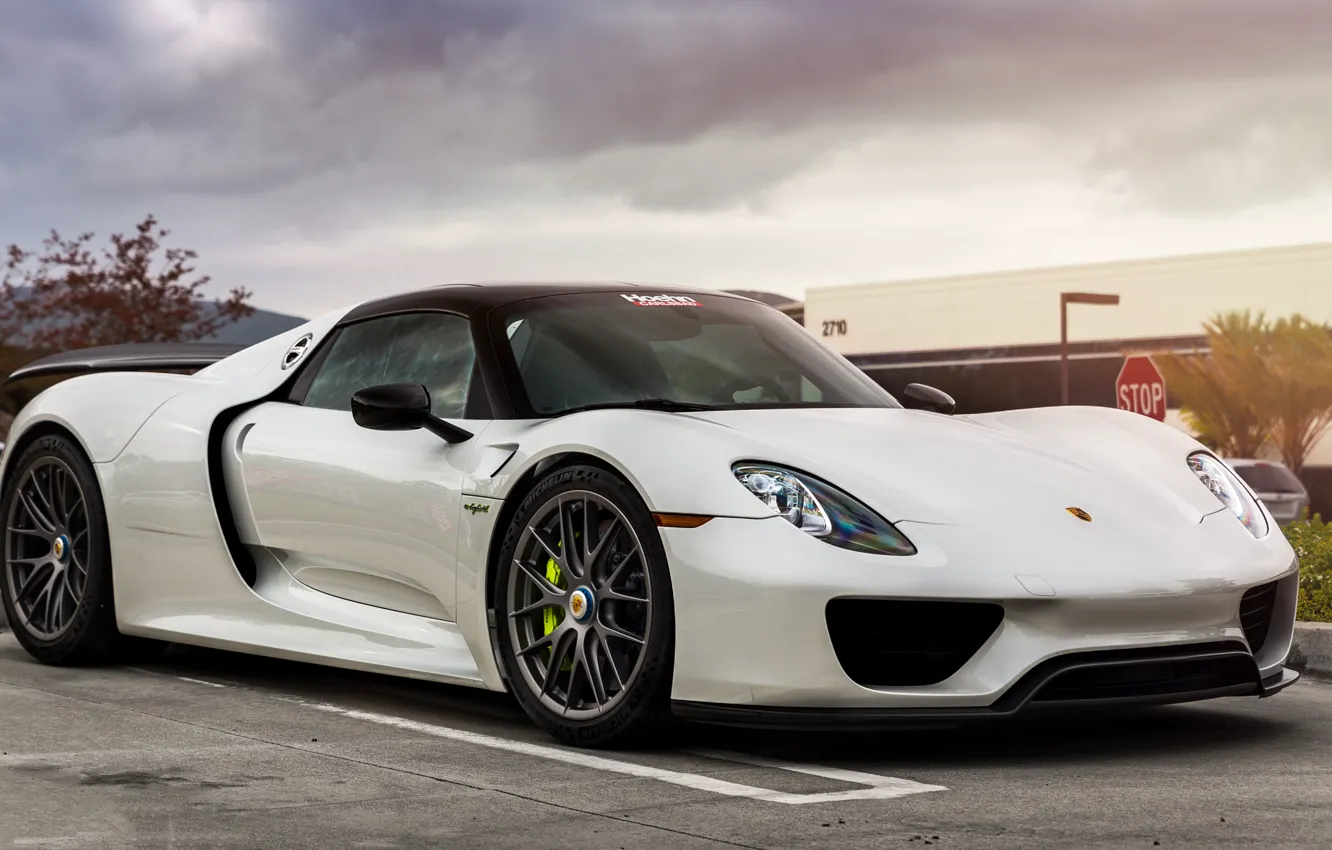 Фото обои Porsche, white, Spyder, 918