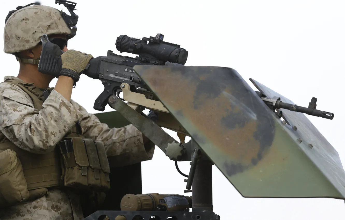 Фото обои оружие, армия, солдат, пулемёт