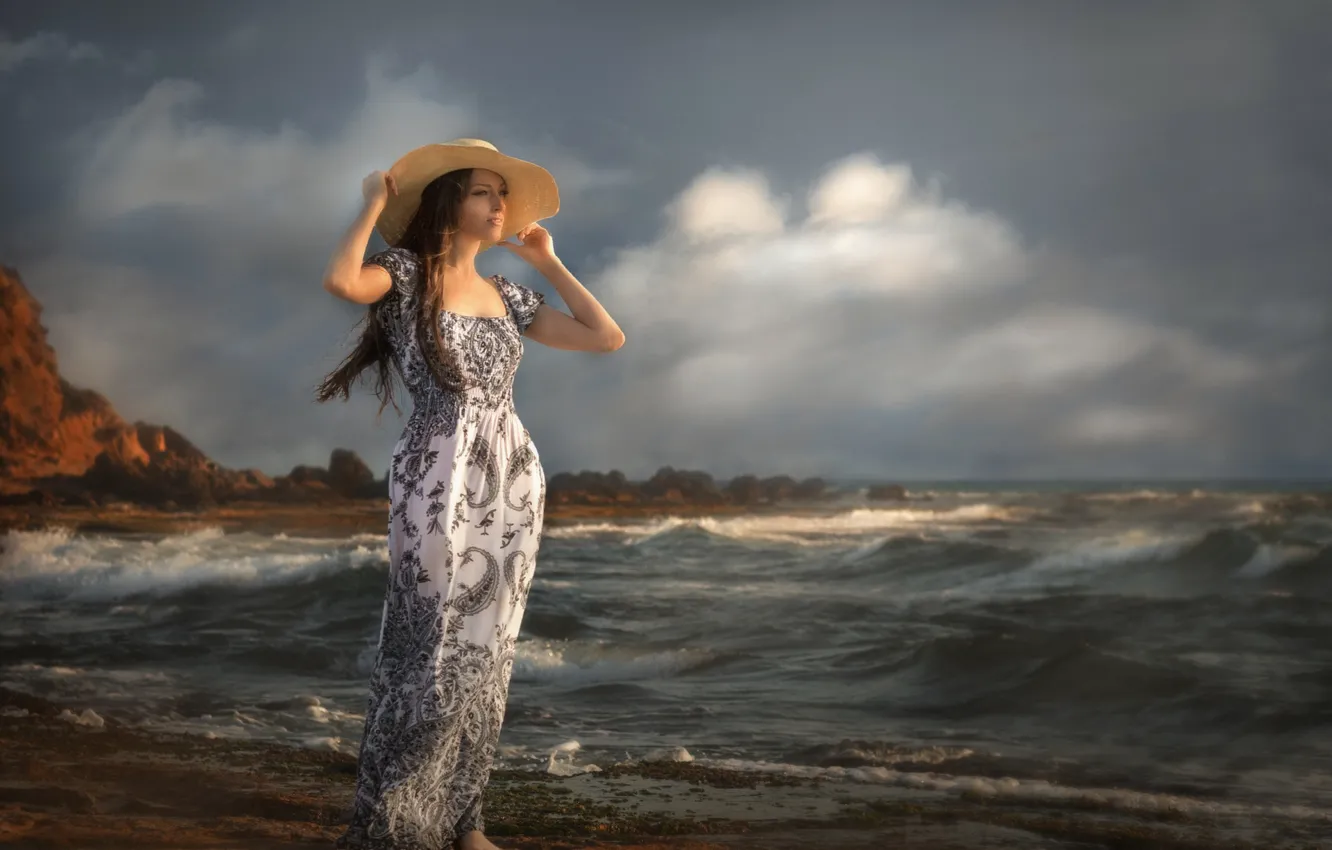 Фото обои море, волны, девушка, ветер, побережье, Дарья, фотограф Alex