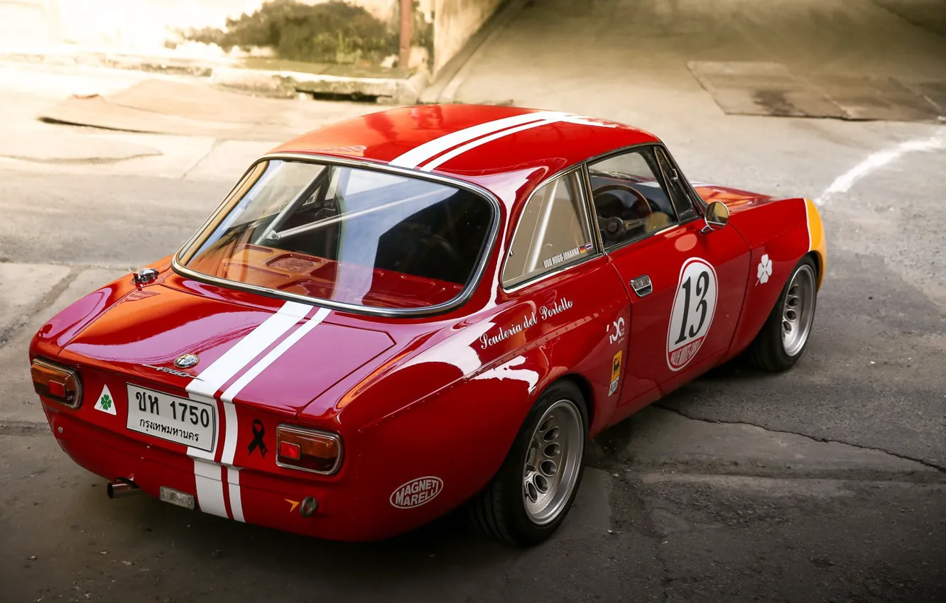 Фото обои Red, Coupe, Corsa, Sportcar, Alfa Romeo GTA