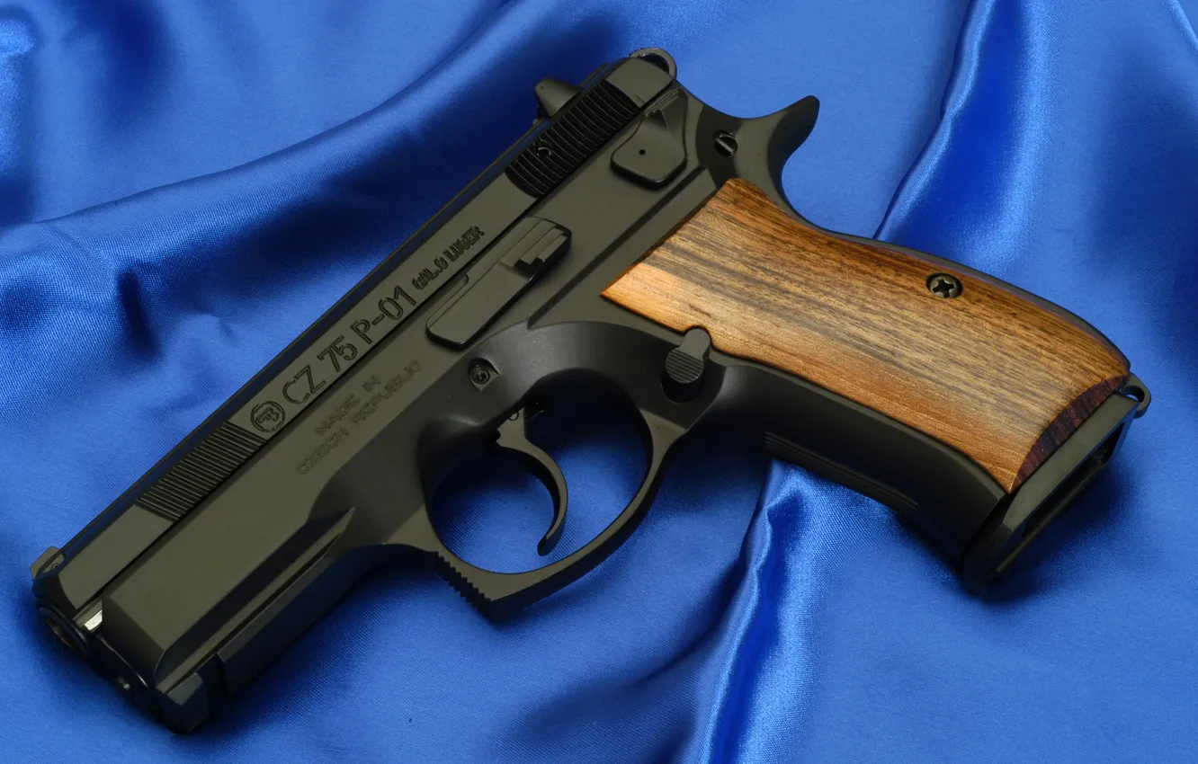 Фото обои Пистолет, Чехия, Gun, 9-ММ, П-01, P-01, CZ-75, ЧЗ-75