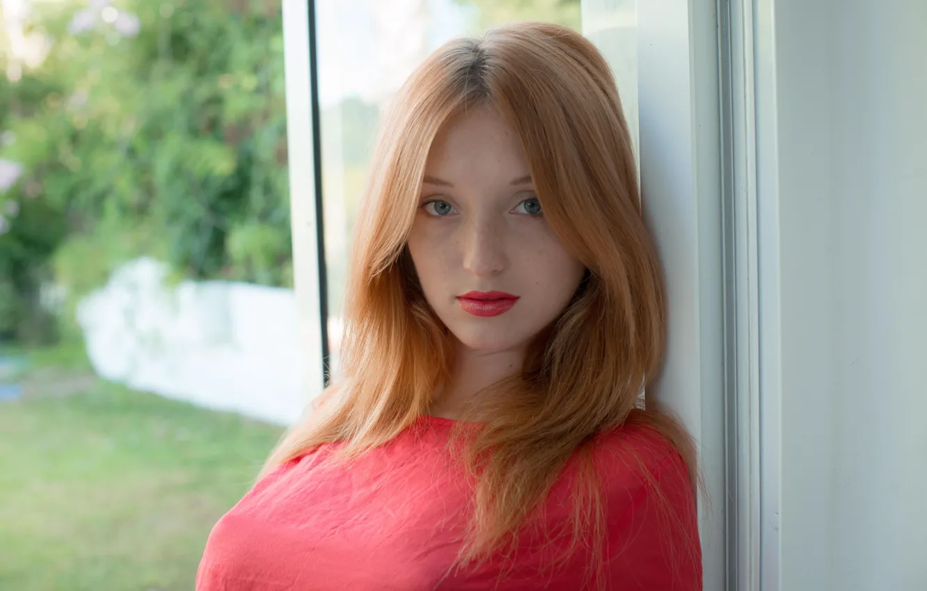 Фото обои model, redhead, red lips, red top, close up, Michelle H