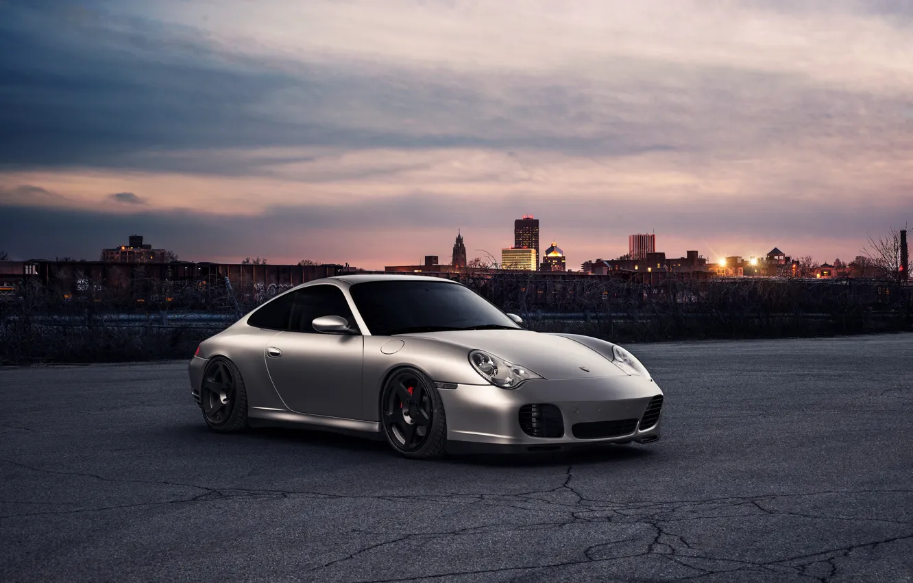 Фото обои закат, город, 911, Porsche, горизонт, front, silvery