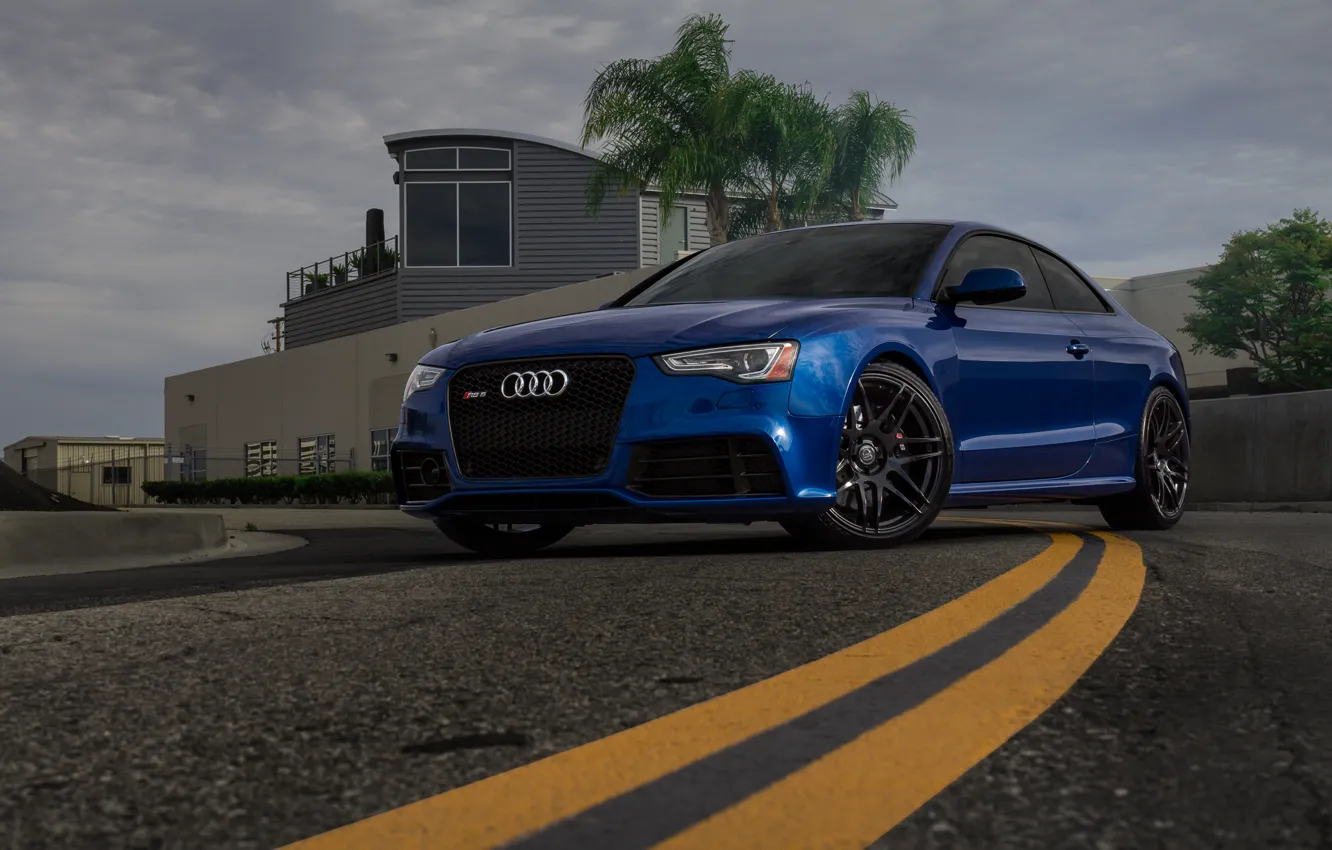 Фото обои Audi, Blue, RS5, Track