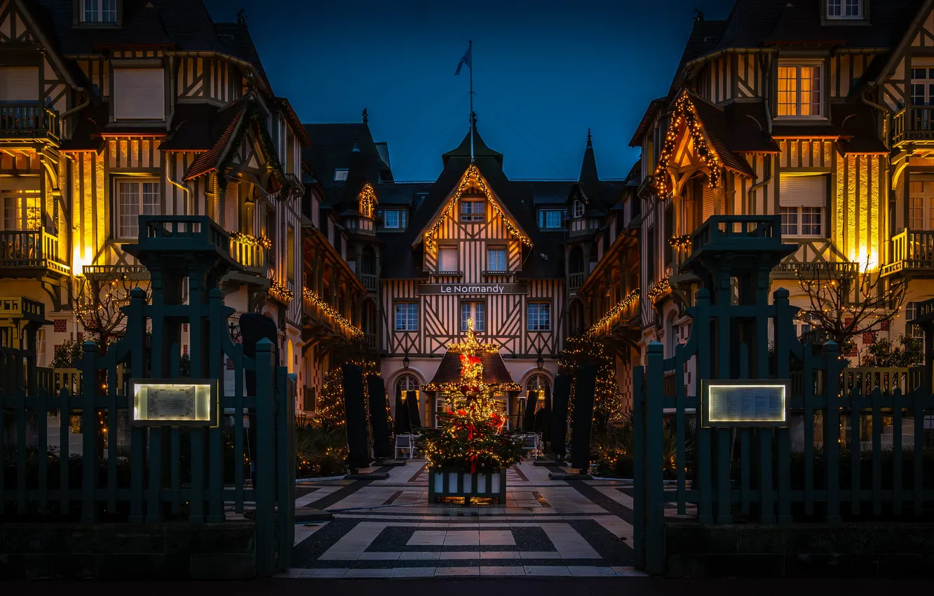 Фото обои Франция, здание, отель, France, иллюминация, Нормандия, Normandy, Довиль