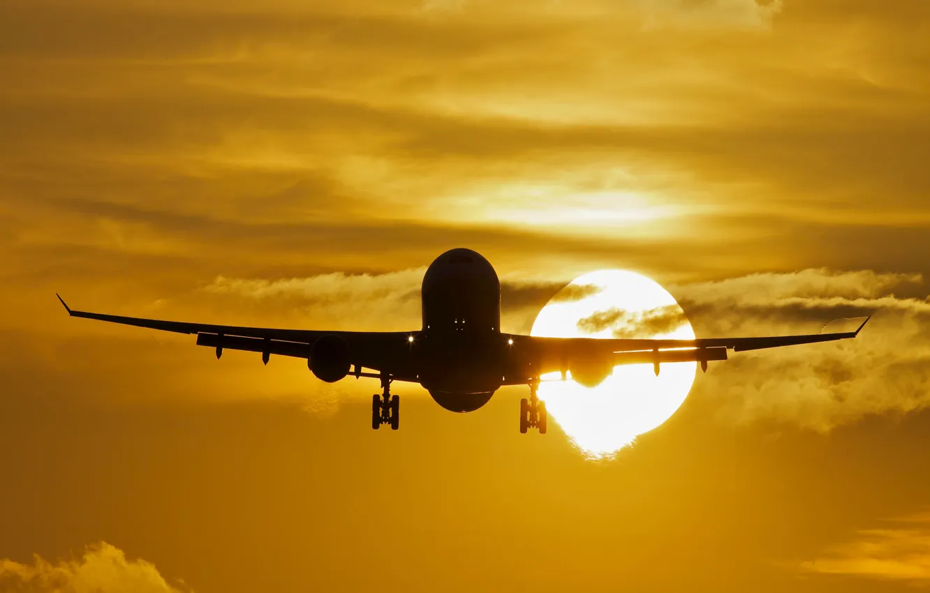 Фото обои Закат, Солнце, Самолёт, Пассажирский, Airbus, A330