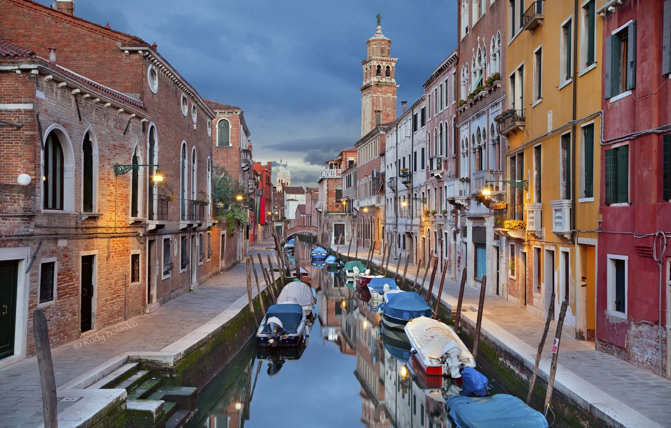 Фото обои огни, дома, лодки, вечер, Италия, Венеция, канал
