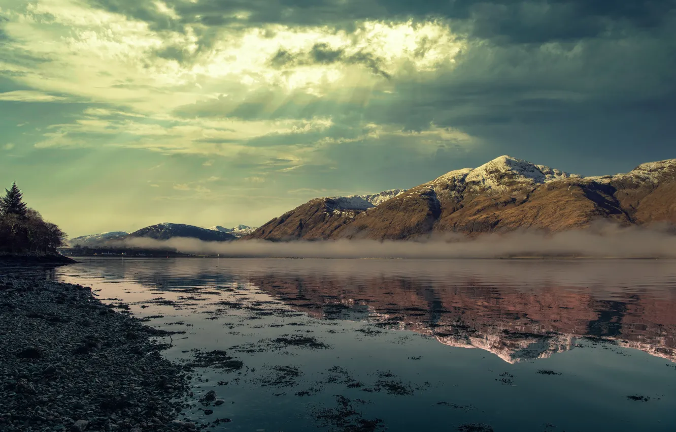 Фото обои Mountain, Scotland, Mist, River, Ray of Hope