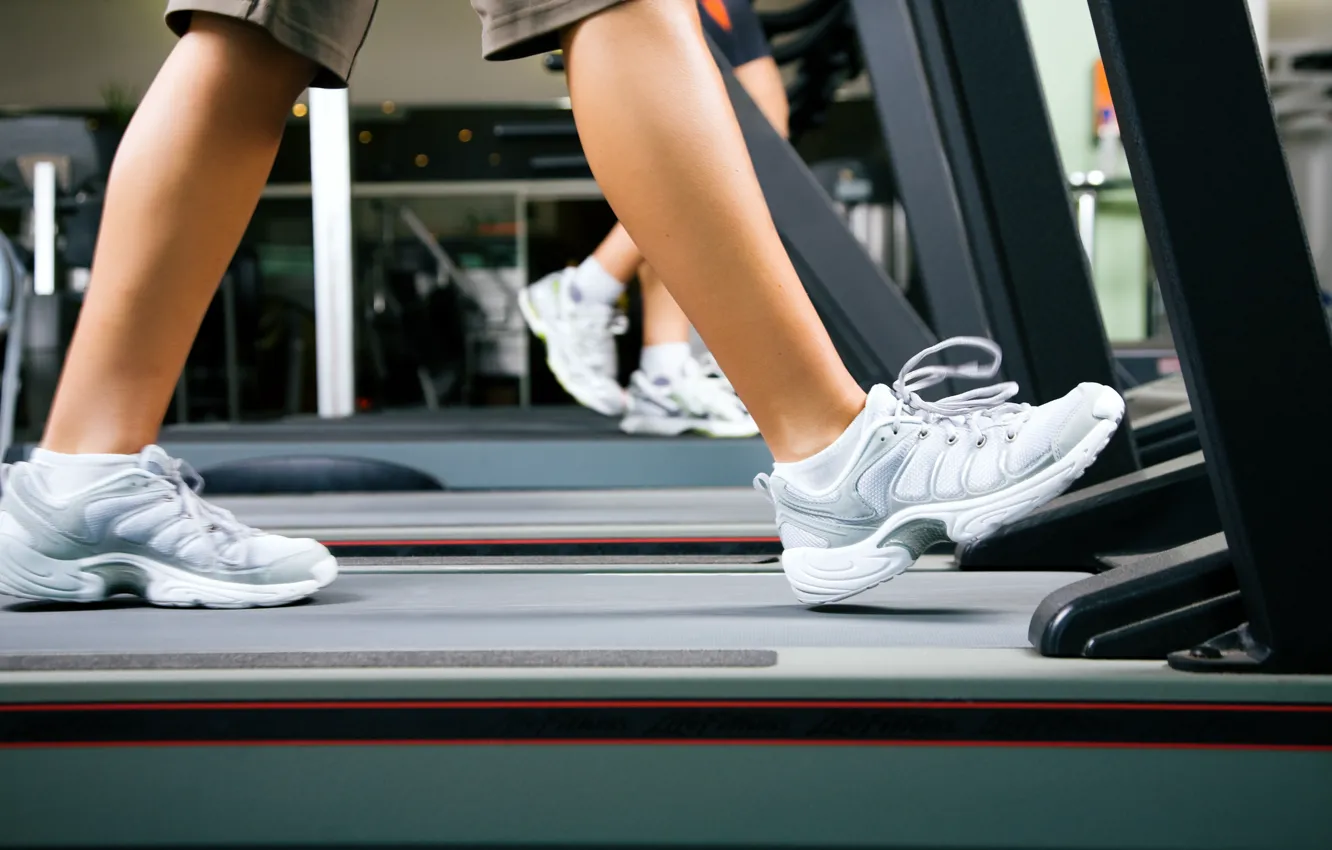 Фото обои workout, treadmill, training shoes