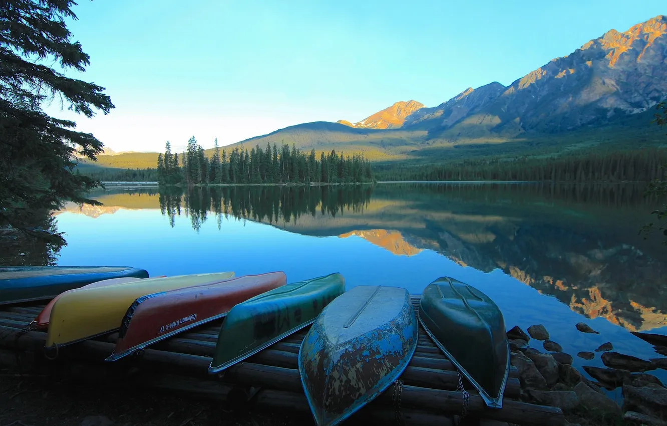 Фото обои пейзаж, горы, озеро, лодки