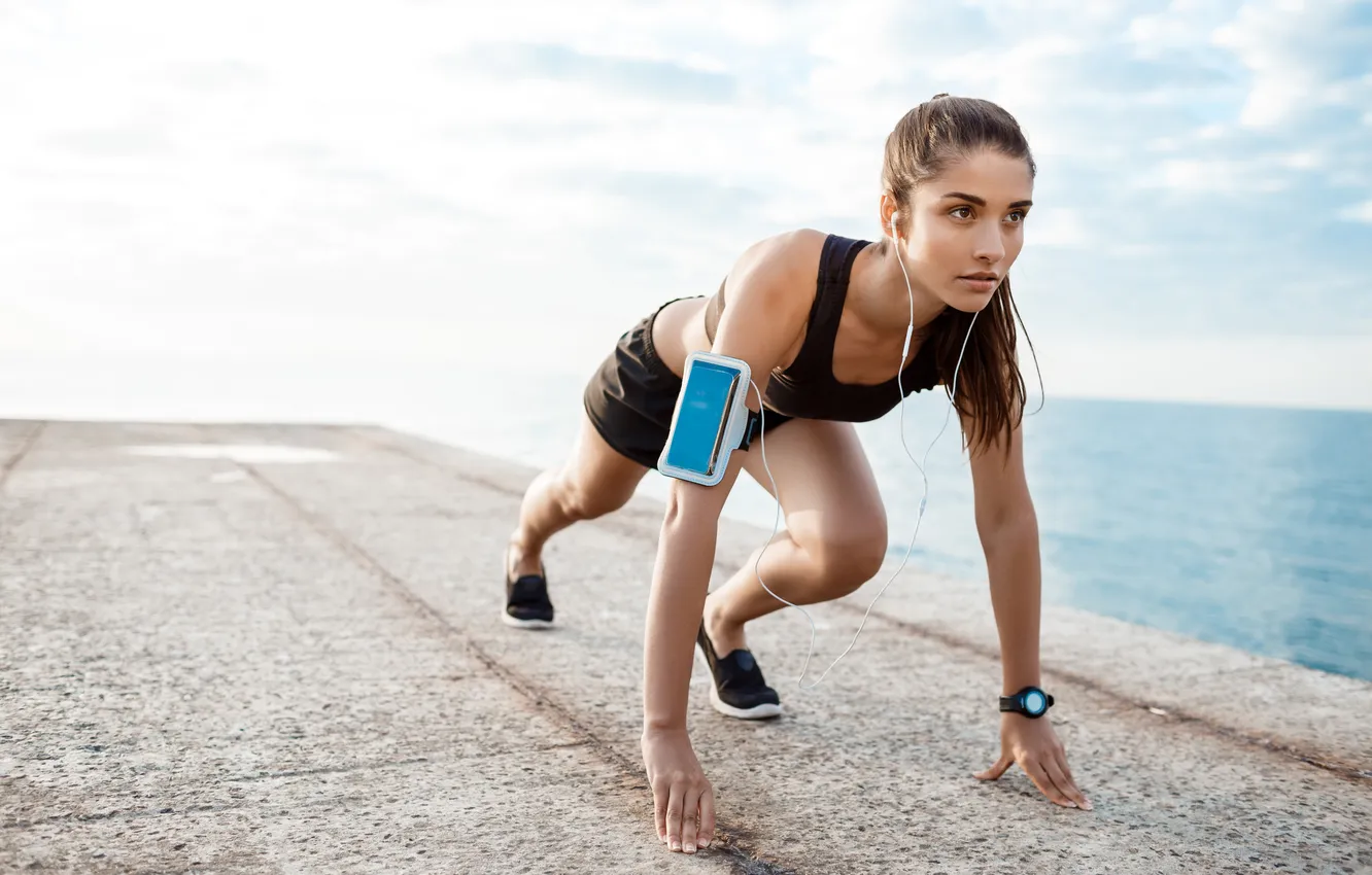 Фото обои girl, young, beautiful, sweet, athlete, runner