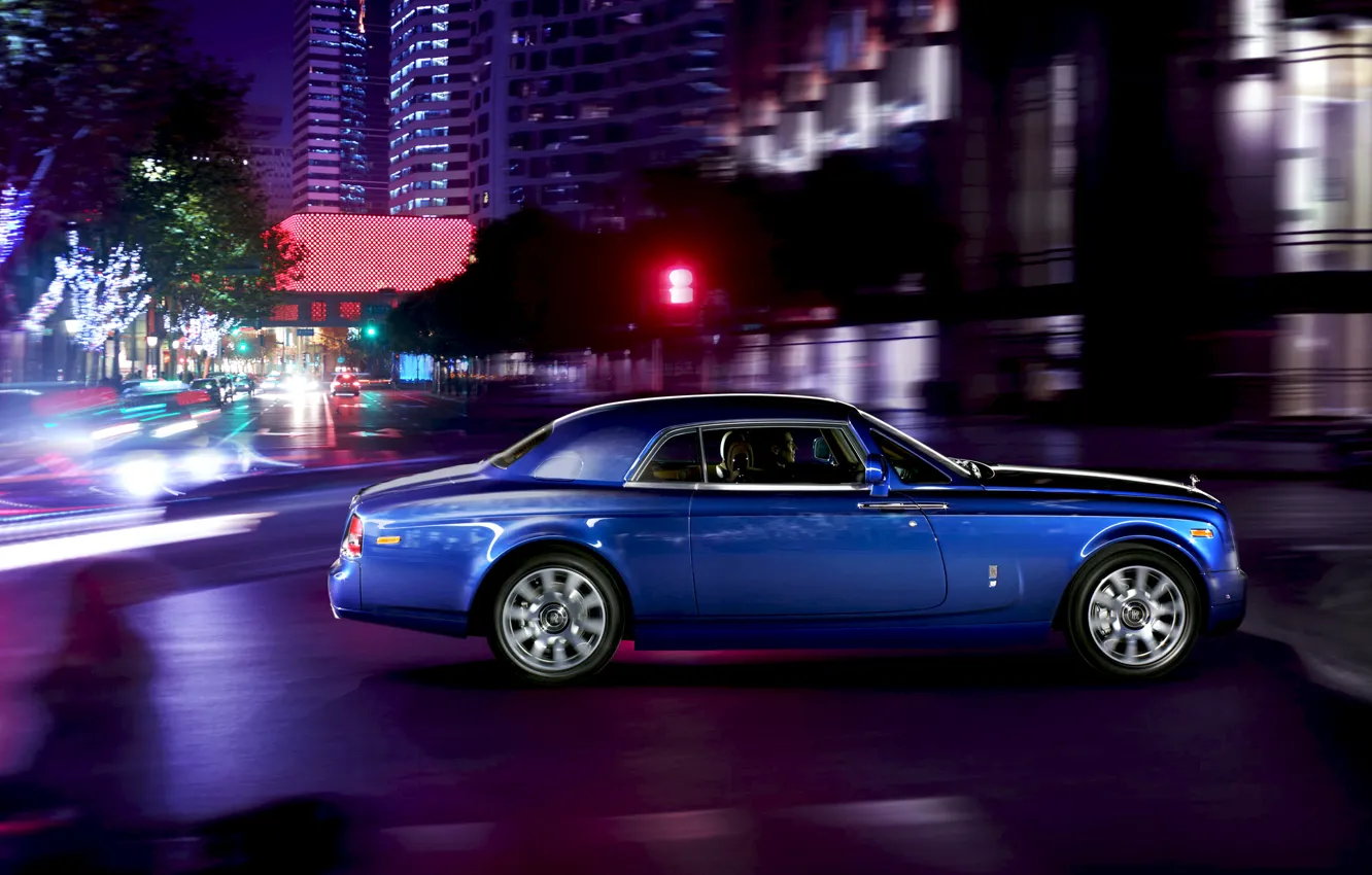 Фото обои Авто, Дорога, Ночь, Синий, Город, Rolls-Royce, Phantom, Машина