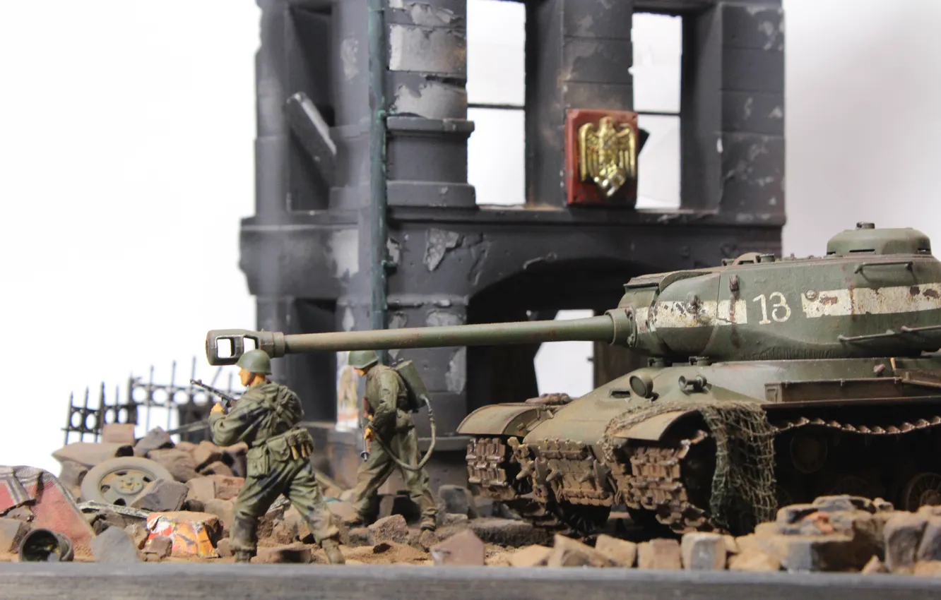 Фото обои игрушка, танк, ИС-2, советский, моделька, тяжёлый, периода, Великой Отечественной войны