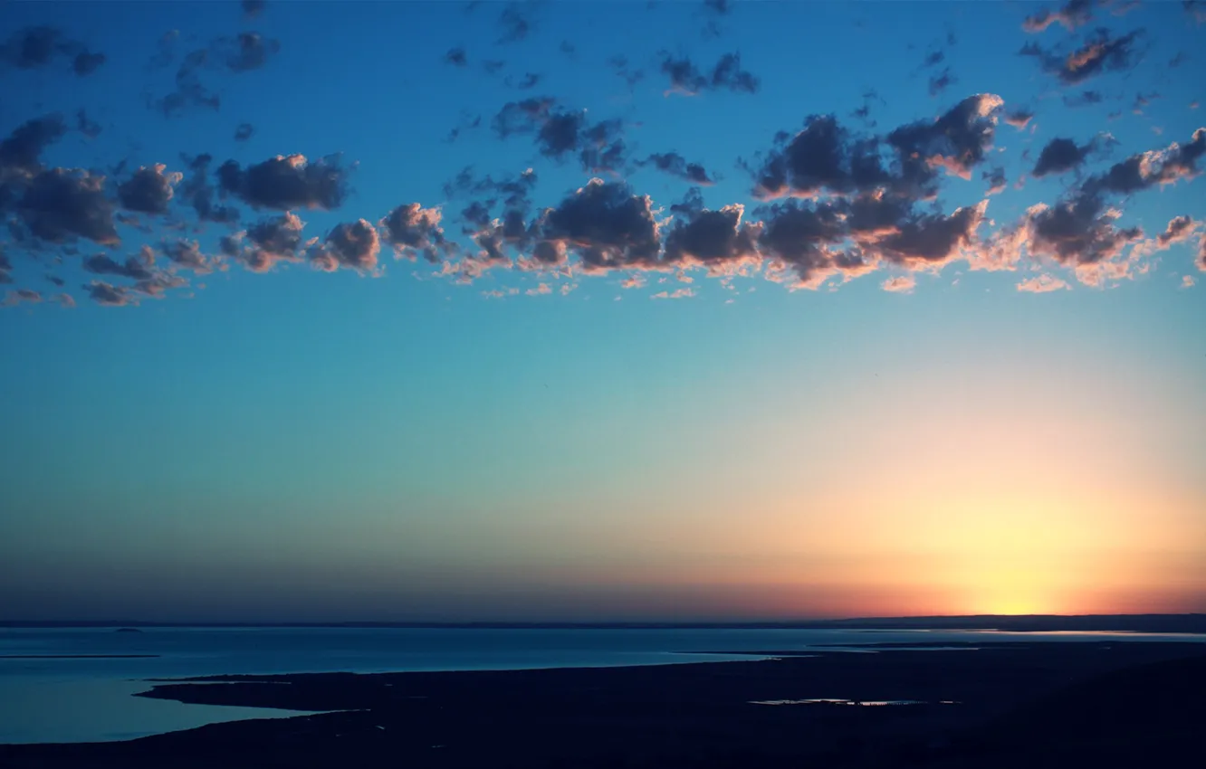 Фото обои море, небо, вода, солнце, облака, пейзаж, закат, пространство