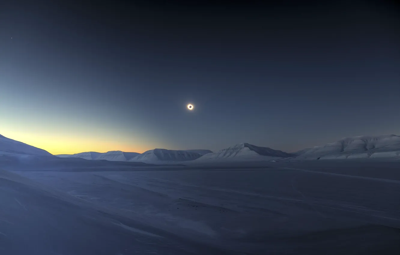 Фото обои snow, frozen, norway, solar eclipse