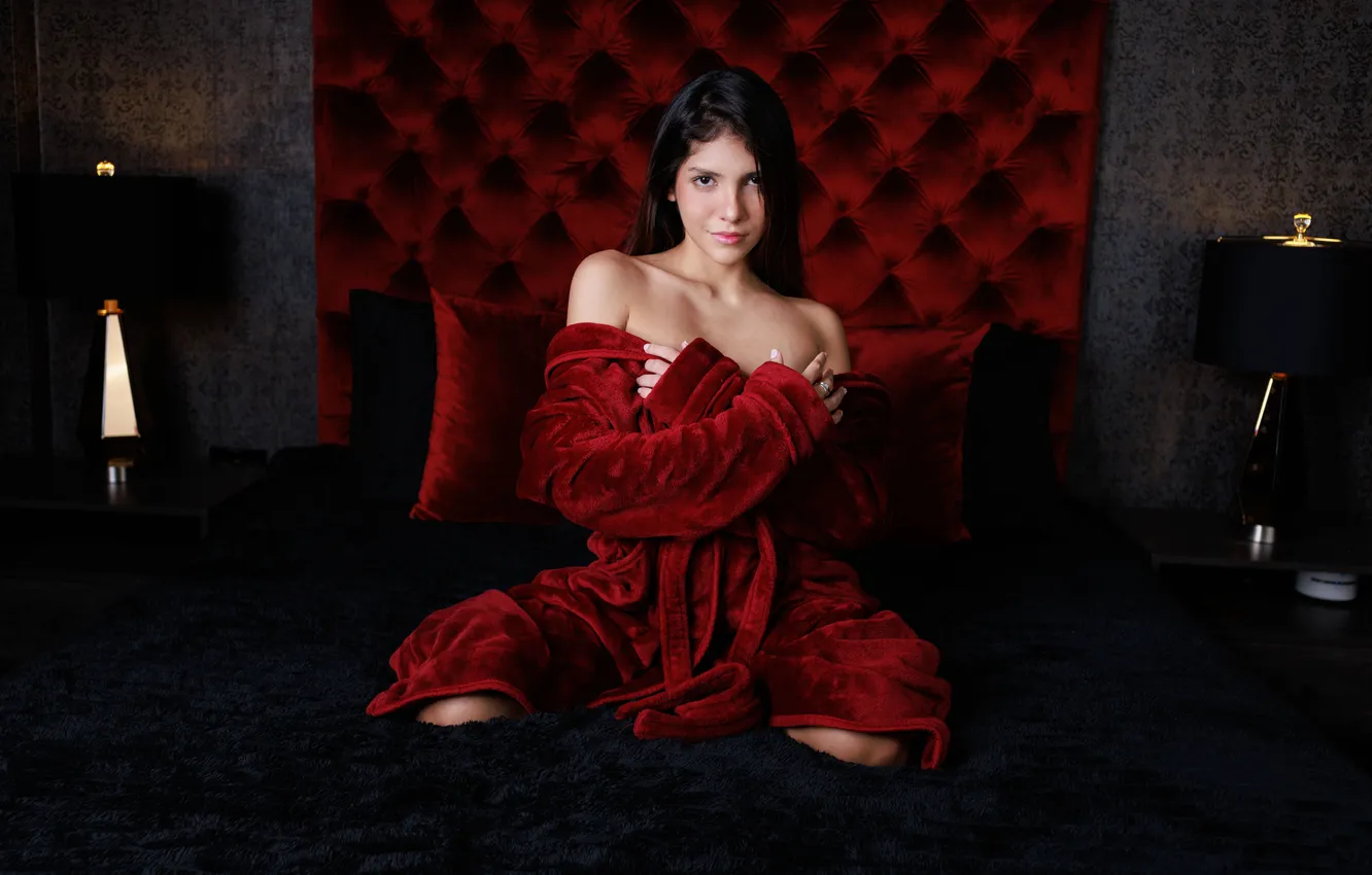 Фото обои model, awesome, brunette, bedroom, gorgeous, photoshoot, posing, beautiful face