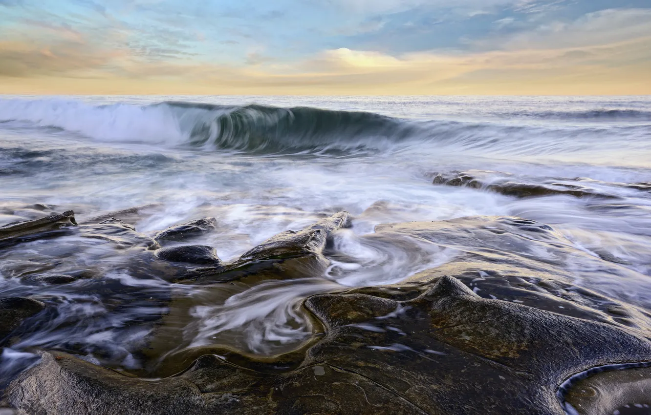 Фото обои море, вода, камни, волна