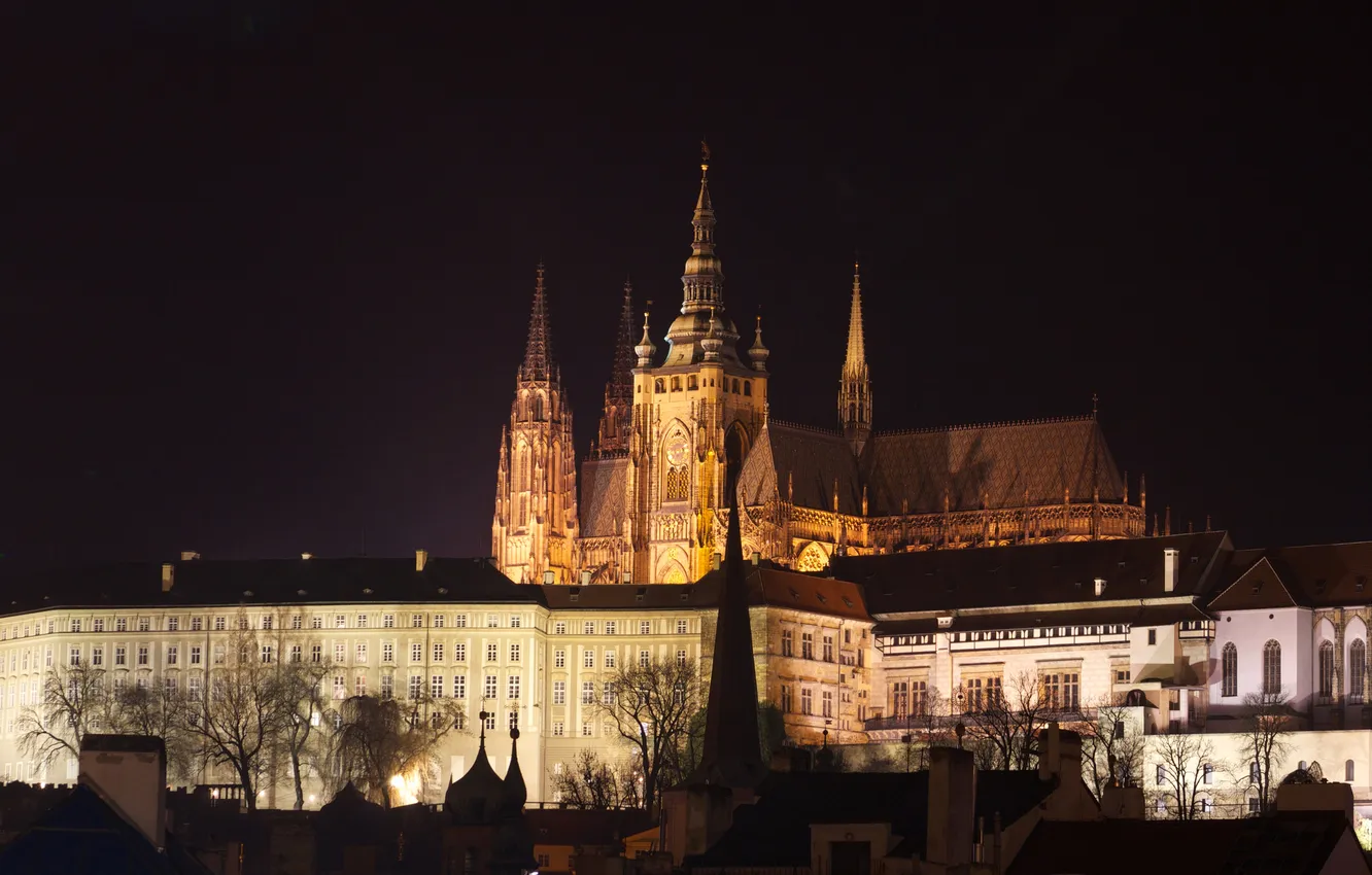 Фото обои ночь, огни, Прага, Чехия, холм, собор Святого Вита