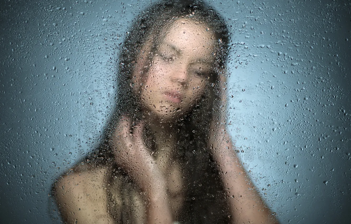 Фото обои стекло, девушка, капли