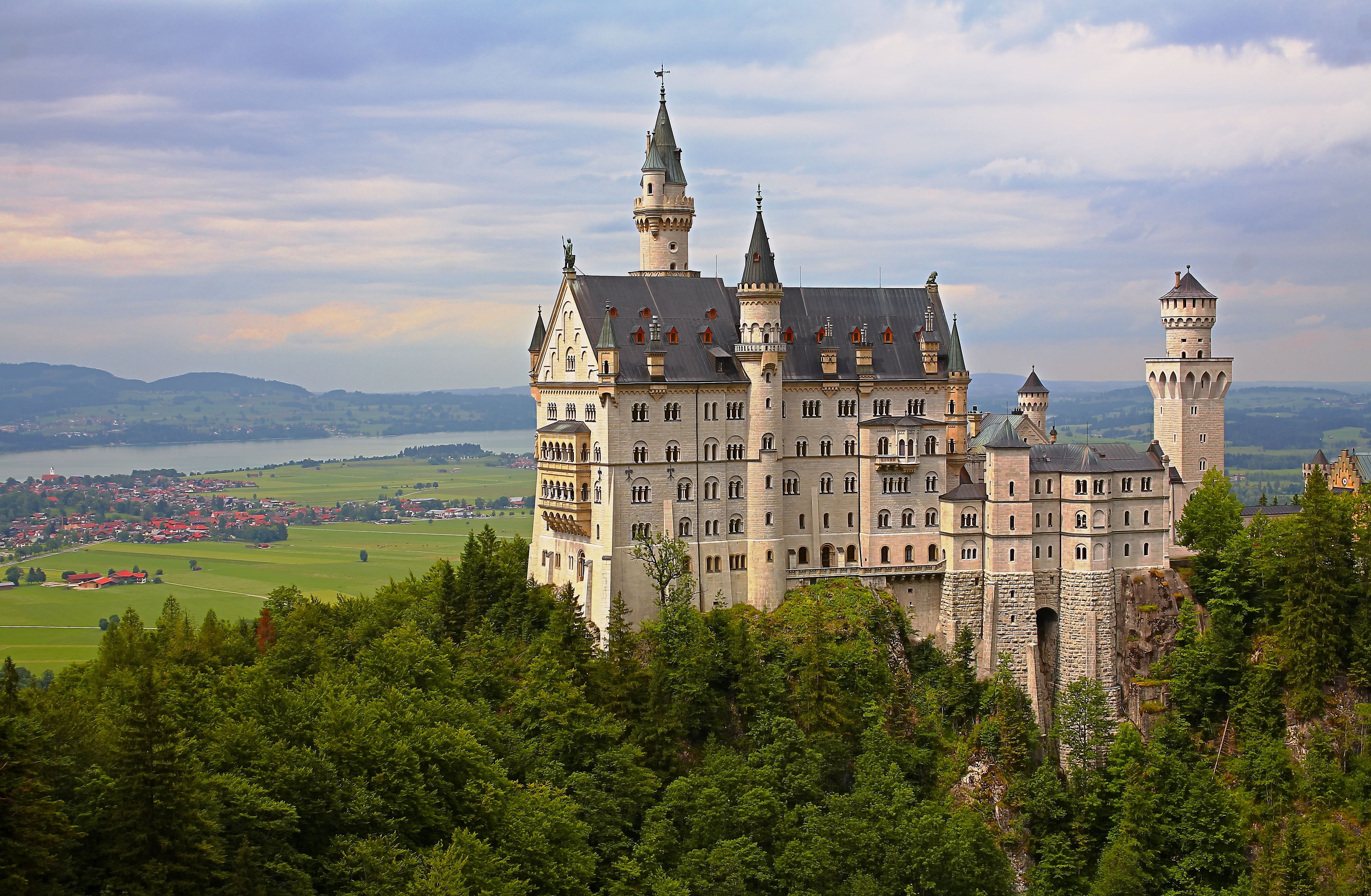 Neuschwanstein castle. Замок Нойшванштайн. Нойшванштайн, Бавария, Германия. Замок Нойшванштайн (Баварские Альпы). Замок Визентау Бавария.