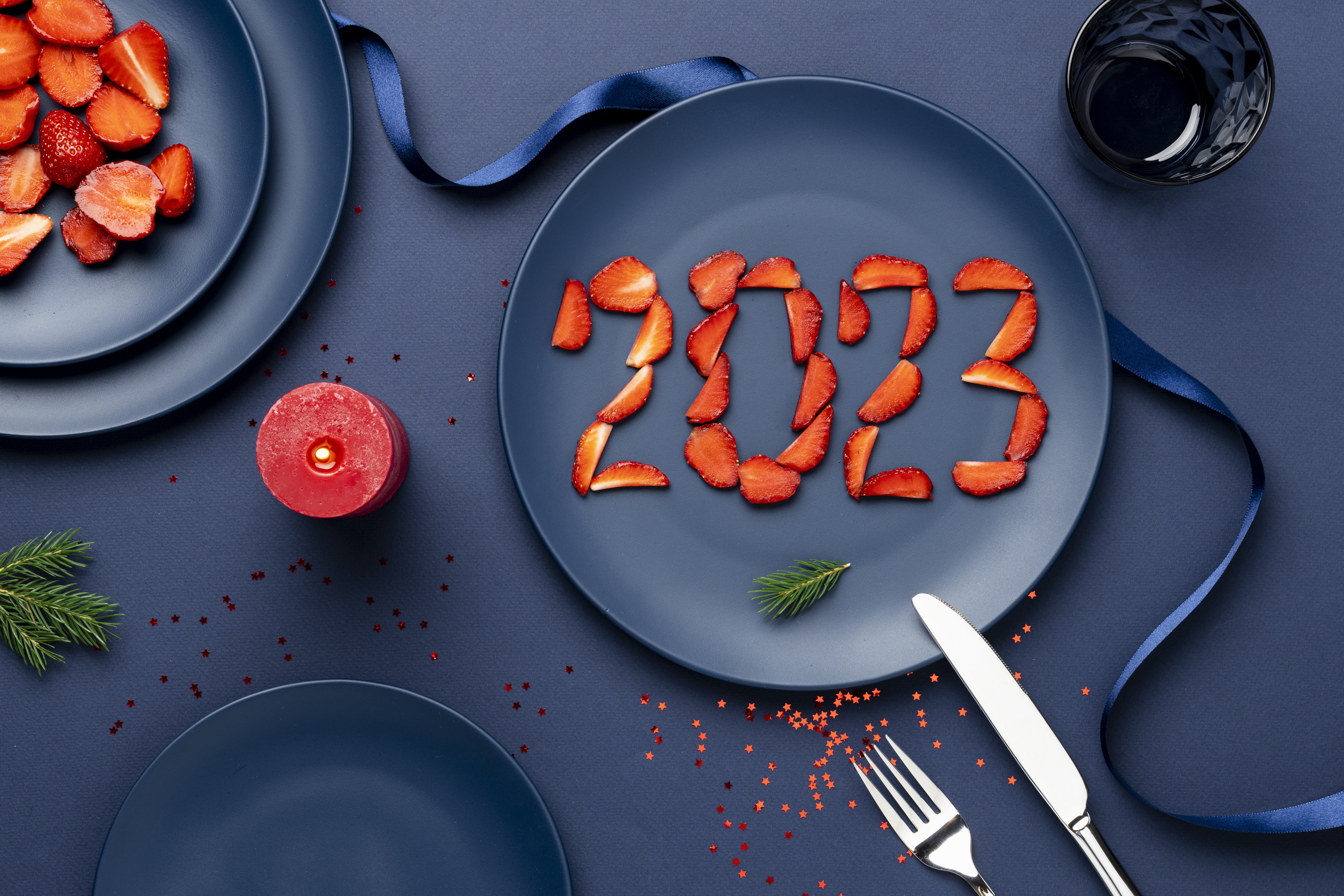 стильная сервировка стола на новый год. новогодний стол в год кролика. стол на новый год. грузинский новогодний стол. еда на новый год.