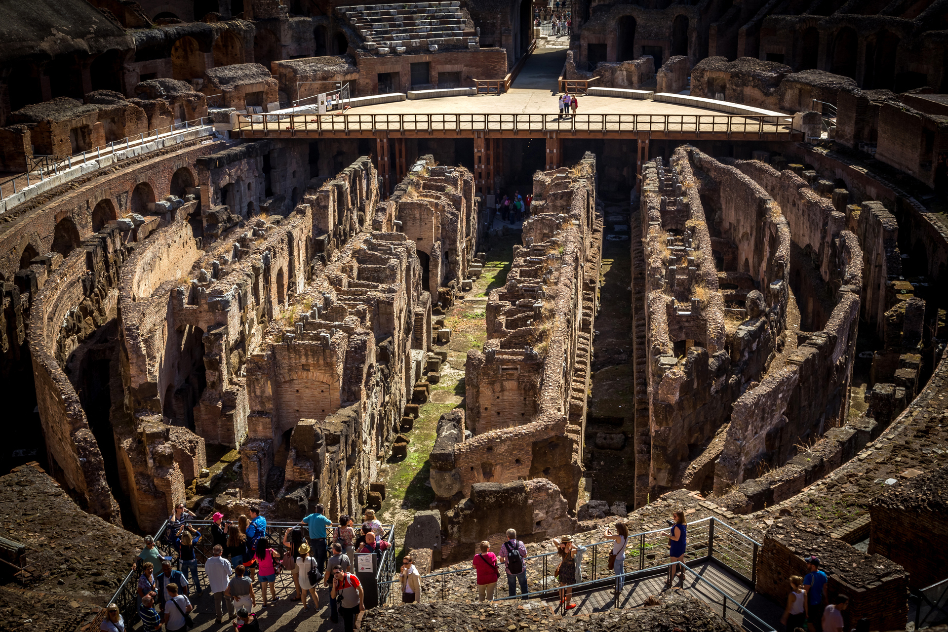 на протяжении 400 лет