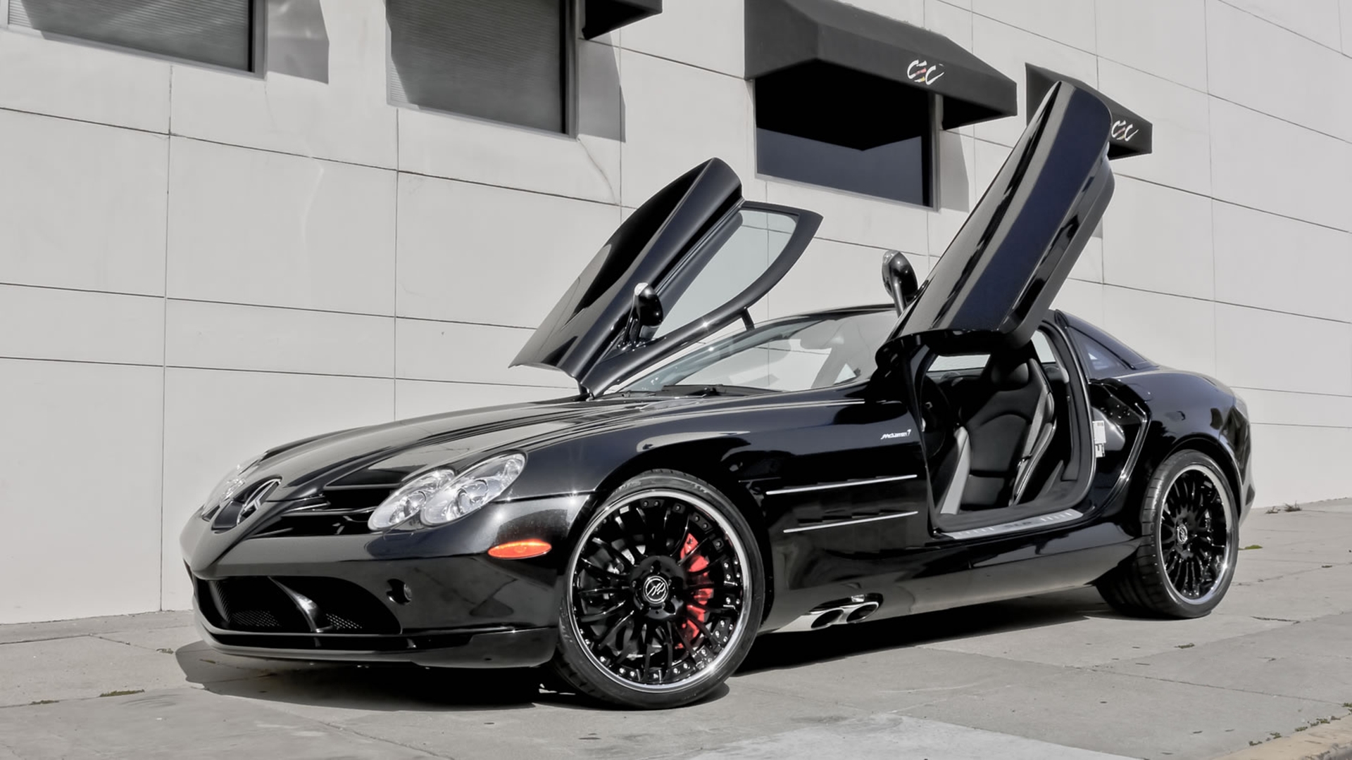 Mercedes черного цвета. Mercedes-Benz SLR MCLAREN черный. SLR MCLAREN Black. Mercedes SLR черный. Mercedes Benz SLR MCLAREN 722 Edition.