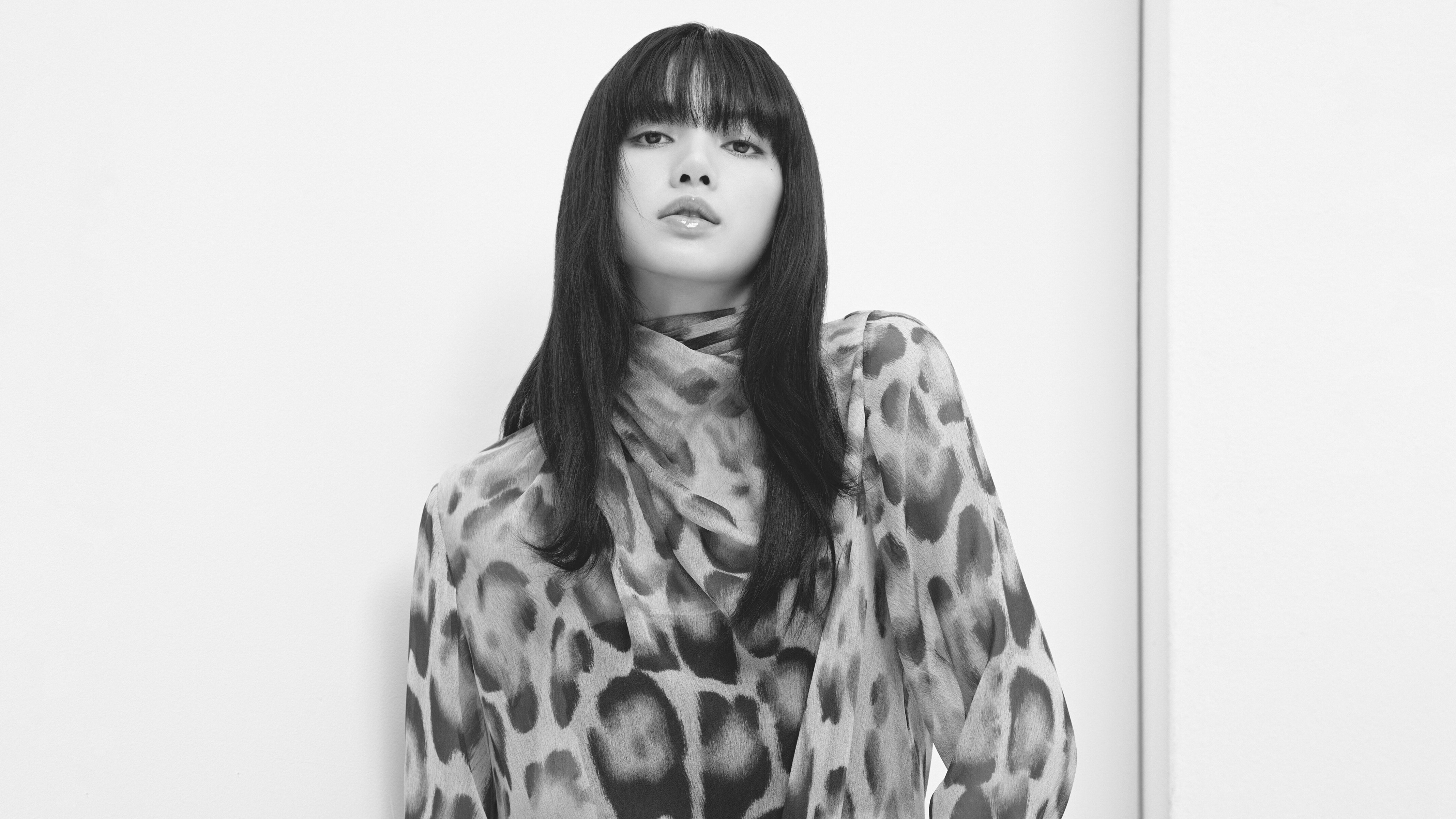 Лиса манобан певцы и певицы таиланда. Лиса блэк пинк 2020. Лиса манобан певцы и певицы таиланда. Лалиса манобан в ханбоке. Blackpink mtv 2022.