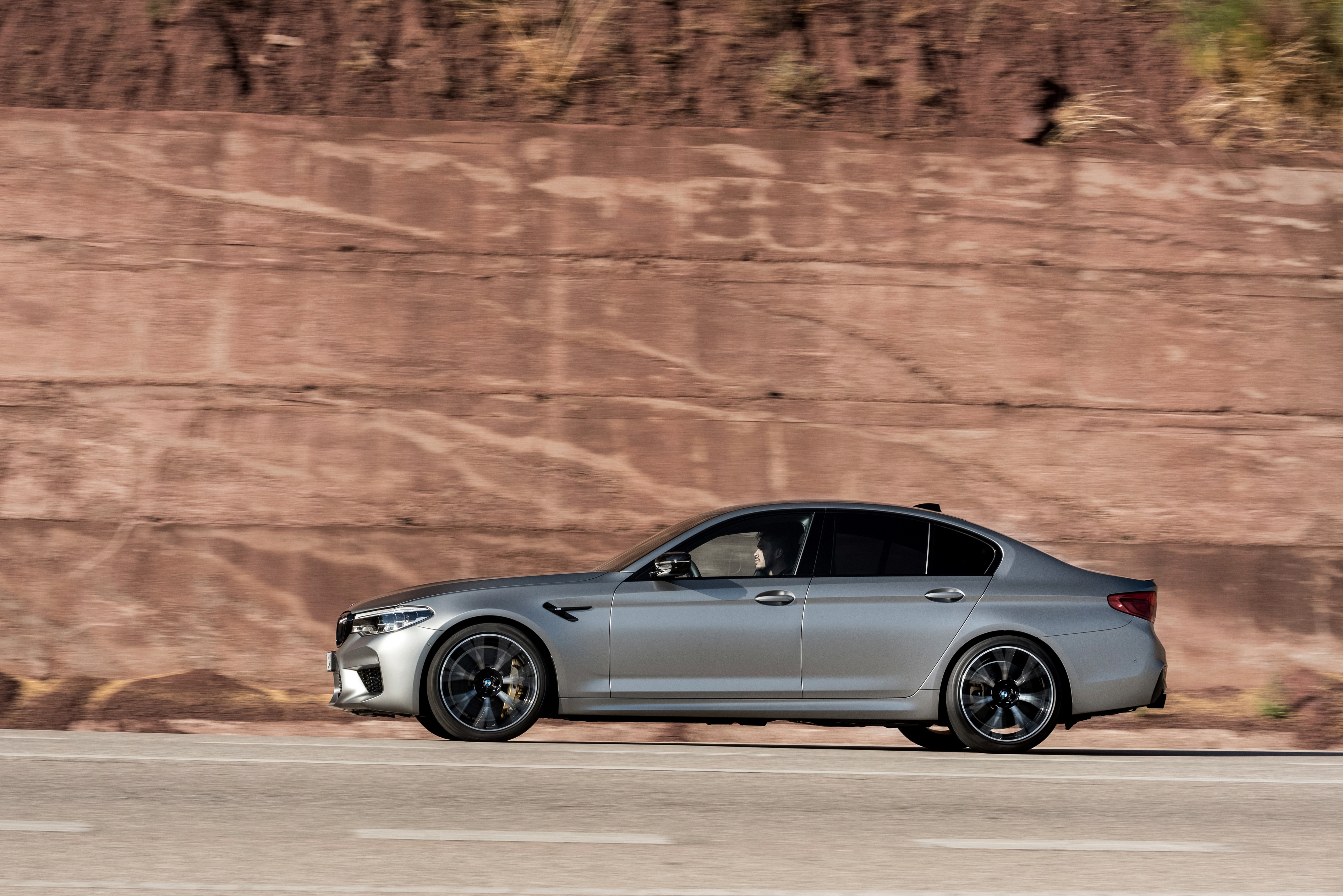 BMW m5 f90 Competition Grey